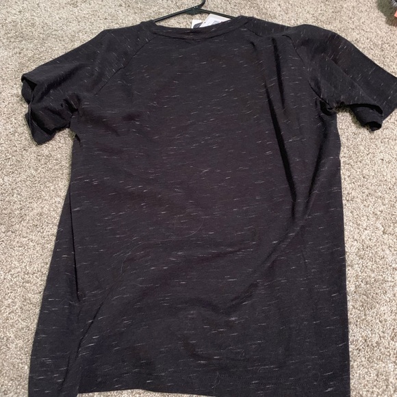 Puma workout shirts - Picture 4 of 6